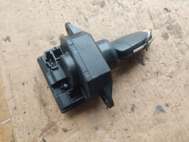 bontott AUDI A6 C6 Gyújtáskapcsoló