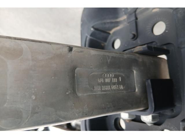 bontott AUDI A6 C6 Homlokfal (Üres lemez)