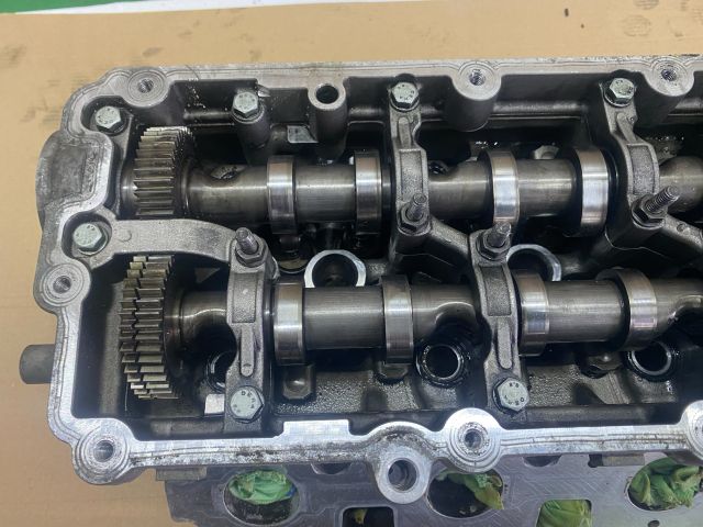 bontott AUDI A6 C6 Jobb Hengerfej (V-Motor/Boxer)