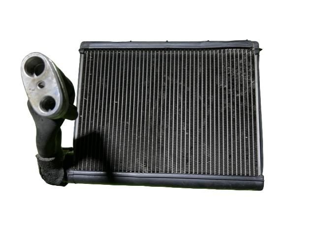 bontott AUDI A6 C6 Klímahűtő Radiátor