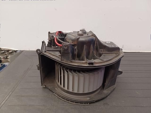 bontott AUDI A6 C6 Klímahűtő Ventilátor