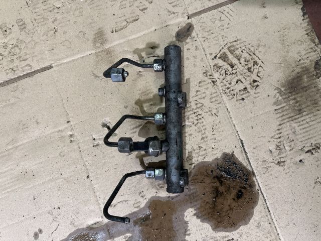 bontott AUDI A6 C6 Közösnyomócső