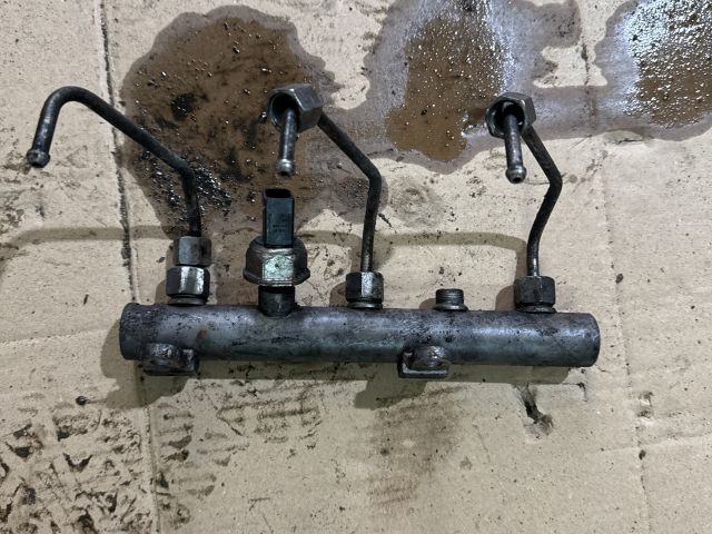 bontott AUDI A6 C6 Közösnyomócső