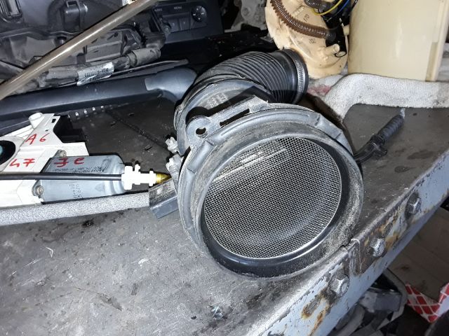 bontott AUDI A6 C6 Légtömegmérő