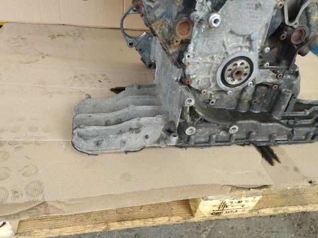 bontott AUDI A6 C6 Motor (Fűzött blokk hengerfejjel)