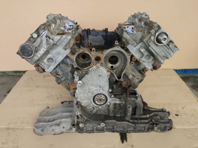 bontott AUDI A6 C6 Motor (Fűzött blokk hengerfejjel)