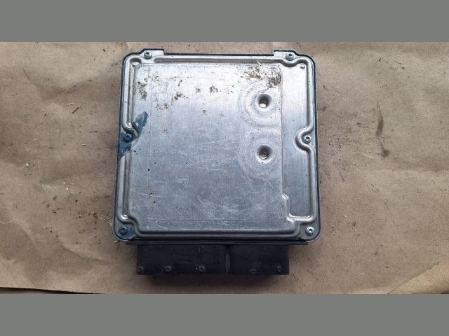 bontott AUDI A6 C6 Motorvezérlő