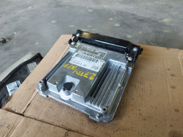 bontott AUDI A6 C6 Motorvezérlő