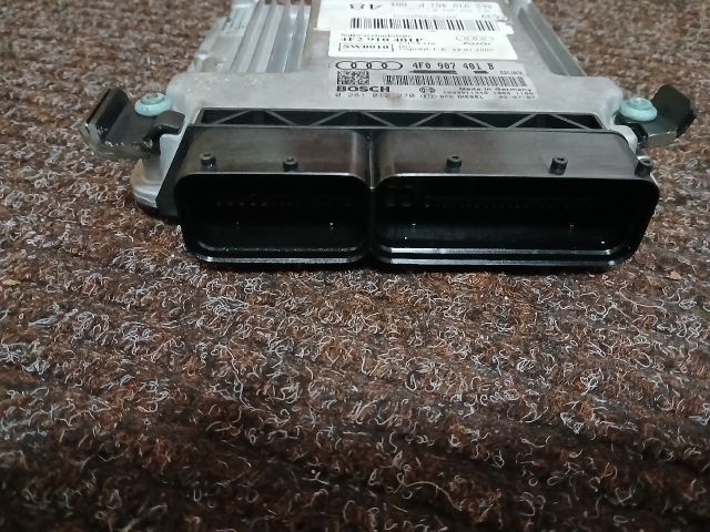 bontott AUDI A6 C6 Motorvezérlő