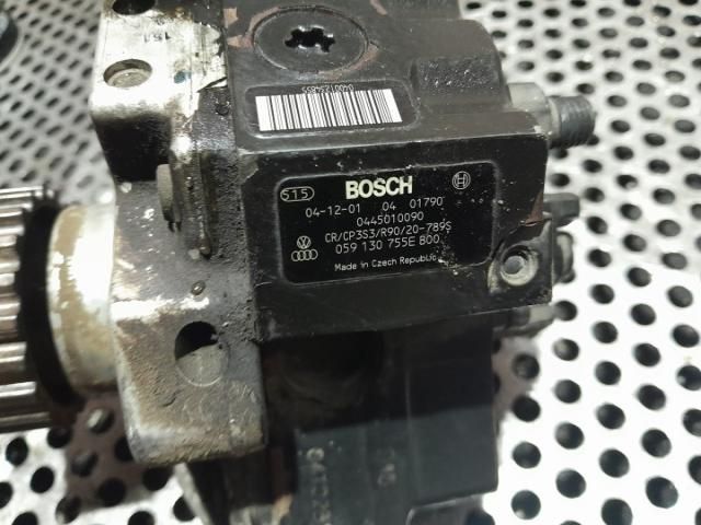 bontott AUDI A6 C6 Nagynyomású Szivattyú