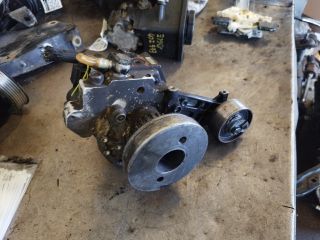 bontott AUDI A6 C6 Nagynyomású Szivattyú