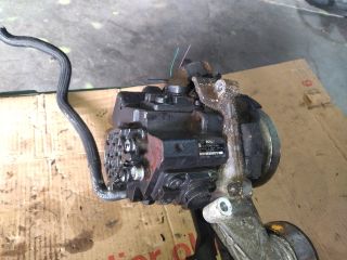 bontott AUDI A6 C6 Nagynyomású Szivattyú