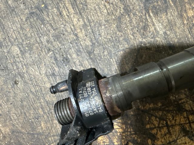 bontott AUDI A6 C6 Porlasztó (1 db)