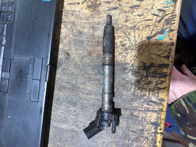 bontott AUDI A6 C6 Porlasztó (1 db)