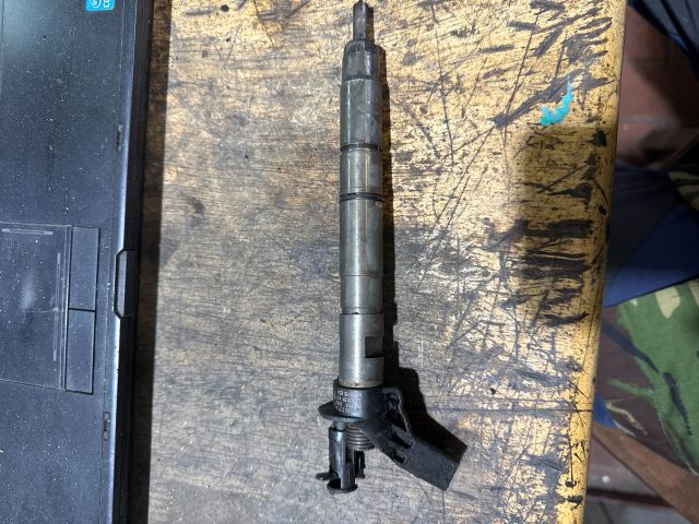 bontott AUDI A6 C6 Porlasztó (1 db)