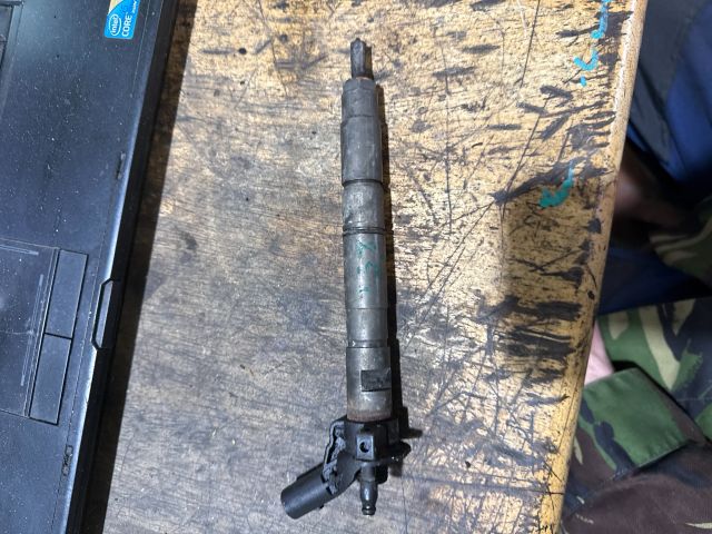 bontott AUDI A6 C6 Porlasztó (1 db)