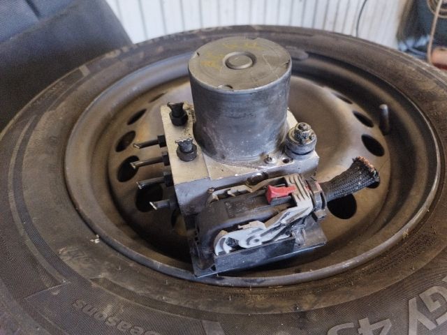 bontott AUDI A6 C6 ABS Kocka