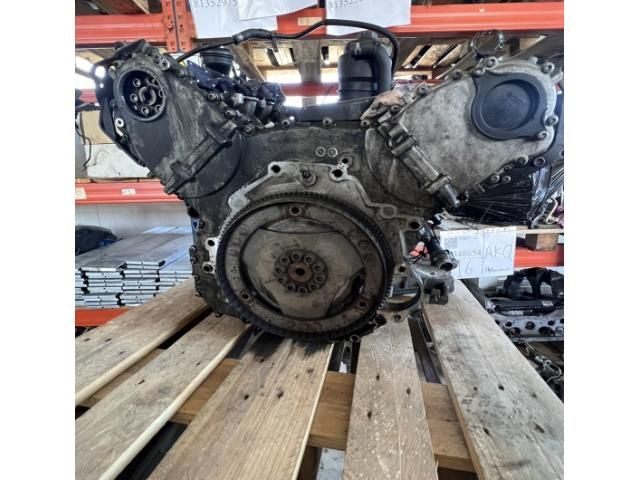 bontott AUDI A6 C6 Motor (Fűzött blokk hengerfejjel)
