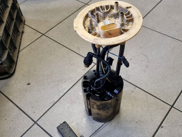 bontott AUDI A6 C6 Üzemanyag Szivattyú