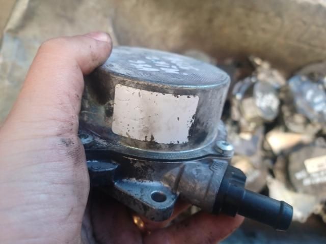 bontott AUDI A6 C6 Vákumpumpa