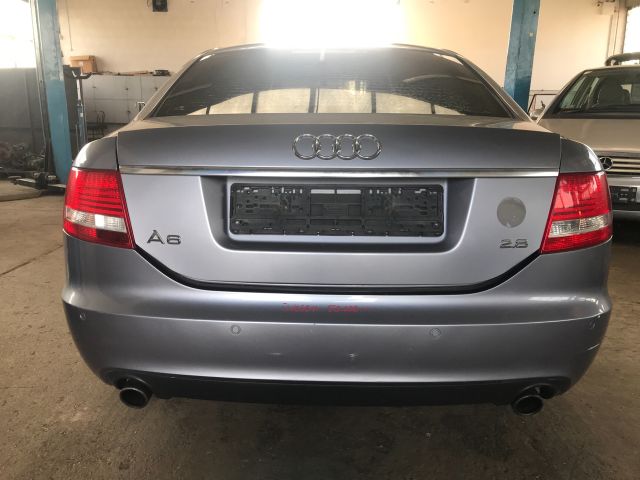 bontott AUDI A6 C6 Bal hátsó Rugó