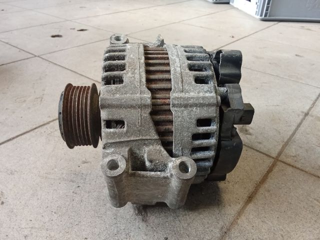 bontott AUDI A6 C6 Generátor