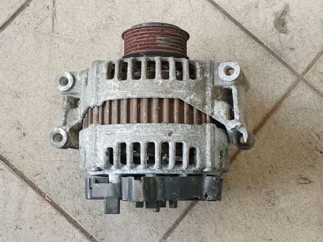 bontott AUDI A6 C6 Generátor