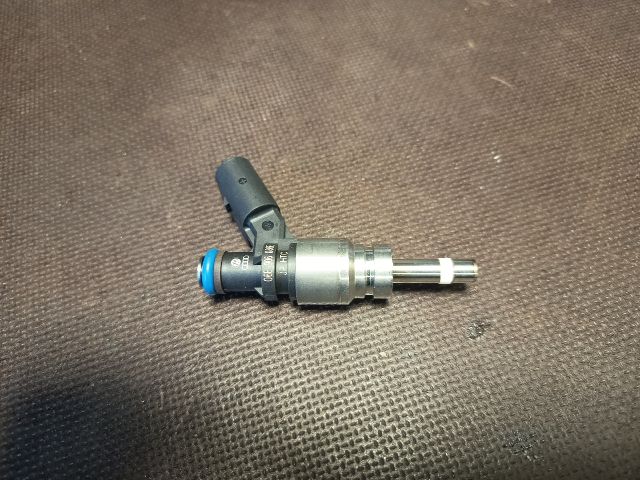 bontott AUDI A6 C6 Porlasztó (1 db)