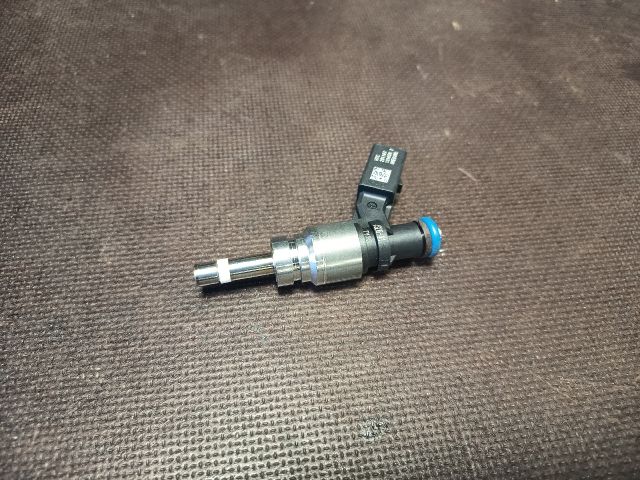 bontott AUDI A6 C6 Porlasztó (1 db)