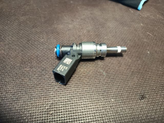 bontott AUDI A6 C6 Porlasztó (1 db)