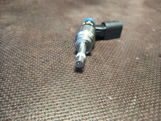 bontott AUDI A6 C6 Porlasztó (1 db)