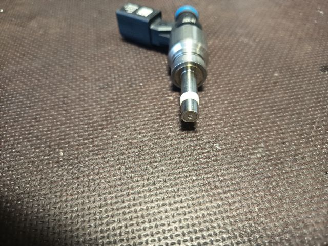 bontott AUDI A6 C6 Porlasztó (1 db)