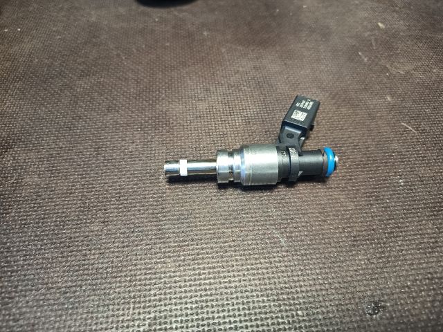 bontott AUDI A6 C6 Porlasztó (1 db)