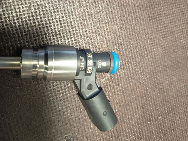 bontott AUDI A6 C6 Porlasztó (1 db)