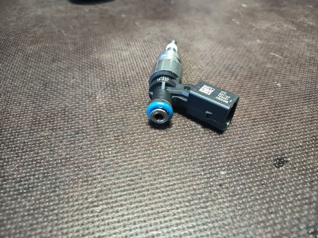 bontott AUDI A6 C6 Porlasztó (1 db)