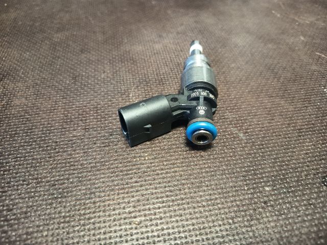 bontott AUDI A6 C6 Porlasztó (1 db)