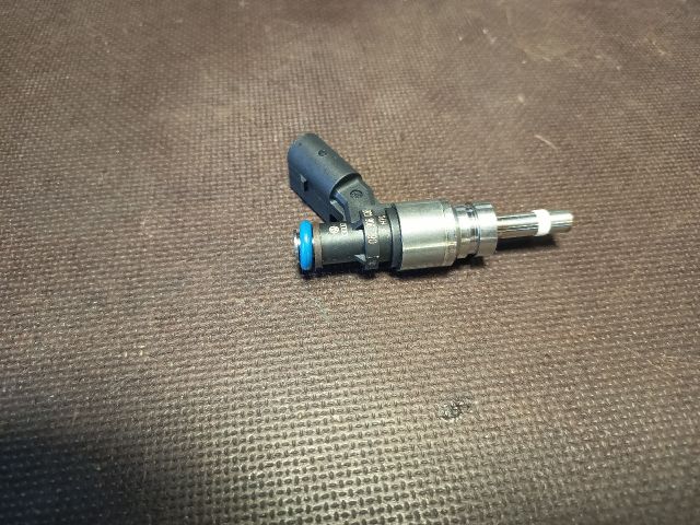 bontott AUDI A6 C6 Porlasztó (1 db)