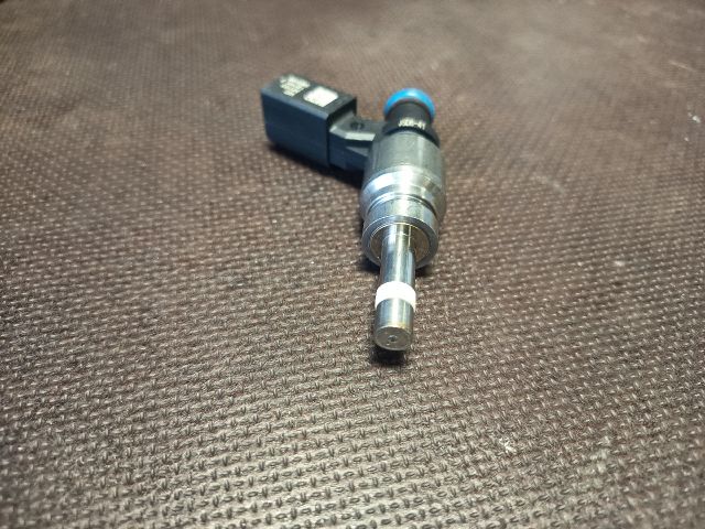 bontott AUDI A6 C6 Porlasztó (1 db)