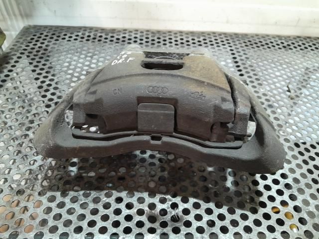 bontott AUDI A6 C6 Jobb első Féknyereg Munkahengerrel