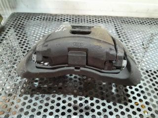 bontott AUDI A6 C6 Jobb első Féknyereg Munkahengerrel