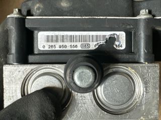 bontott AUDI A6 C6 ABS Kocka