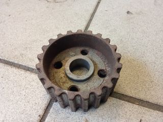 bontott AUDI A6 C6 Adagoló Bordáskerék / Lánckerék