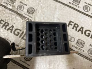 bontott AUDI A6 C6 Akkumulátor Relé