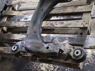 bontott AUDI A6 C6 Első Bölcső