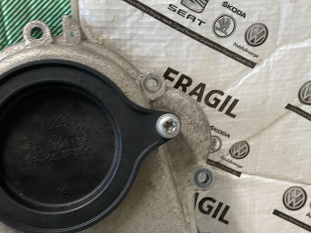 bontott AUDI A6 C6 Első Vezérlés Burkolat