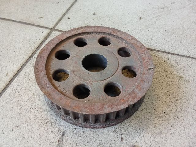 bontott AUDI A6 C6 Főtengely Szíjtárcsa