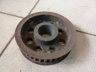 bontott AUDI A6 C6 Főtengely Szíjtárcsa