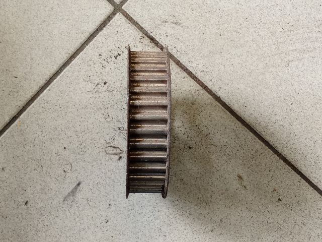 bontott AUDI A6 C6 Főtengely Szíjtárcsa