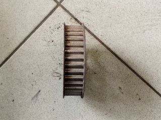 bontott AUDI A6 C6 Főtengely Szíjtárcsa