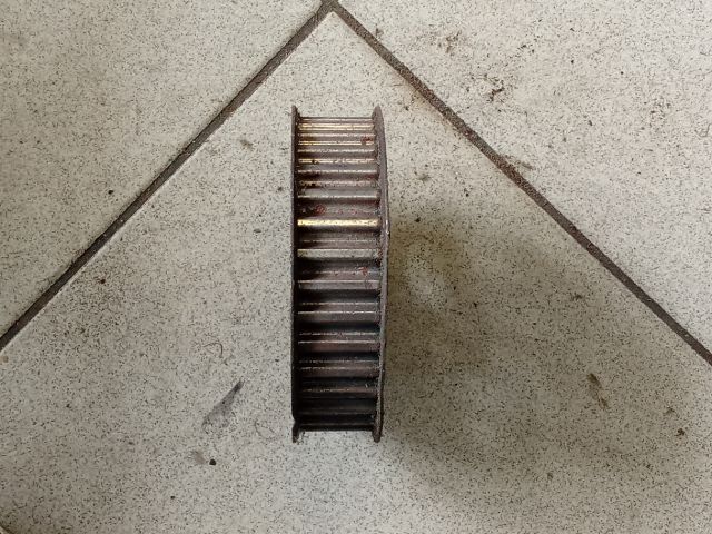 bontott AUDI A6 C6 Főtengely Szíjtárcsa